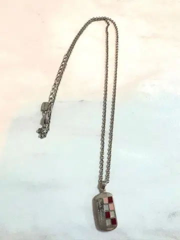폴 스미스 목걸이