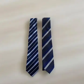 네이비 스트라이프 넥타이 실크 100%