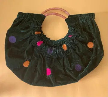 우드 핸들 다크 그린 벨벳 도트 무늬 핸드백