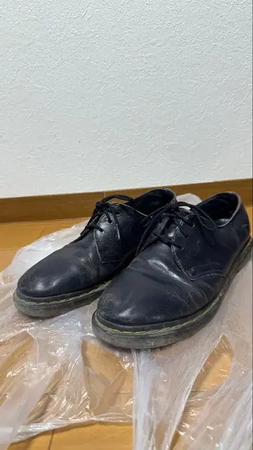 Dr.Martens 닥터마틴 블랙 가죽 레이스업 슈즈