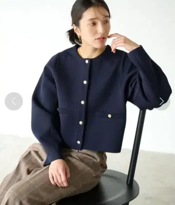 그린 라벨 릴랙싱 골드 버튼 크루넥 니트 가디건 네이비