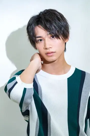 가면라이더 타이쿤 사쿠라이 케이와 영화 착용 의상 니트 L