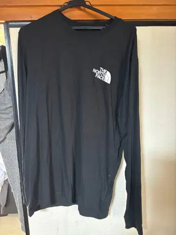 THE NORTH FACE 블랙 롱 슬리브 셔츠