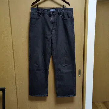 JW.ANDERSON 유니클로 스트레이트 데님 그레이 36 사이즈