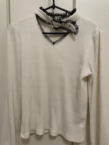 MARS 하트 버클 골지 상의 화이트