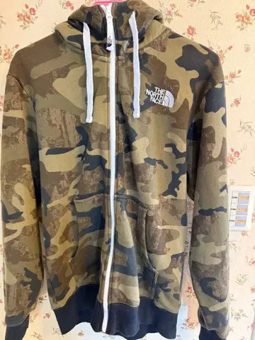 THE NORTH FACE 카모 패턴 후드티 L 사이즈