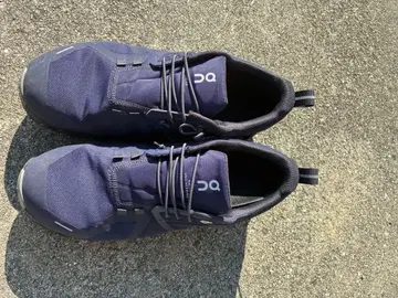 On 네이비 스니커즈 워터프루프