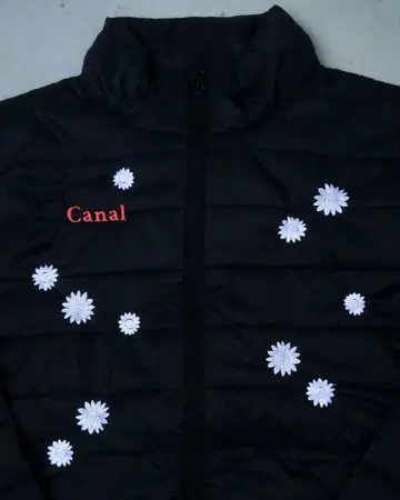 아메리칸 스타일 꽃 자수 패딩 자켓