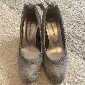 BANNISTER 실버 펌프스 프릴 엣지