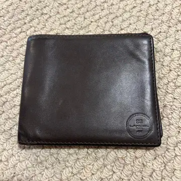 다크 브라운 가죽 접이식 지갑