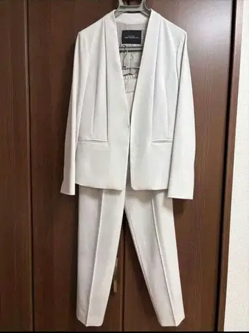 그린 라벨 릴랙싱 노카라 자켓 팬츠 수트 셋업