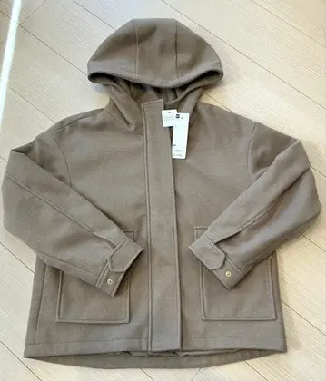 GU 후드 부착 브라운 자켓 M 사이즈