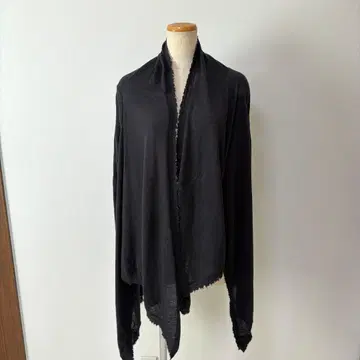 새상품급 BRUNO MANETTI 레리안 울 캐시미어 가디건