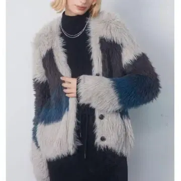 EMODA 슈퍼 샤기 니트 가디건 퍼