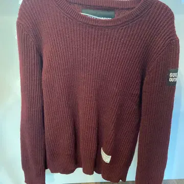 GUILTY PARTIES OUTRAGEOUS INC 스웨터