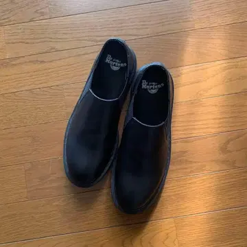 닥터마틴 uk7 슬립온 사이드 고어