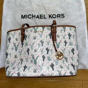 MICHEL KORS