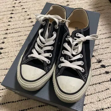 CONVERSE 블랙 스니커즈 US 7.5