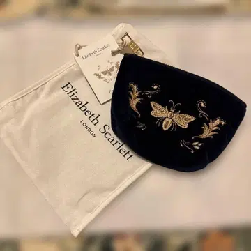 [ 엘리자베스 스칼렛 ] 파우치