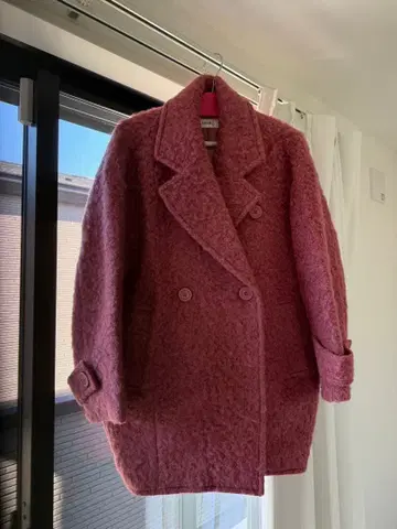 핑크 플리스풍 더블 브레스트 체스터 코트