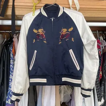 BEAMS 드래곤 자수 스카잔 네이비/화이트