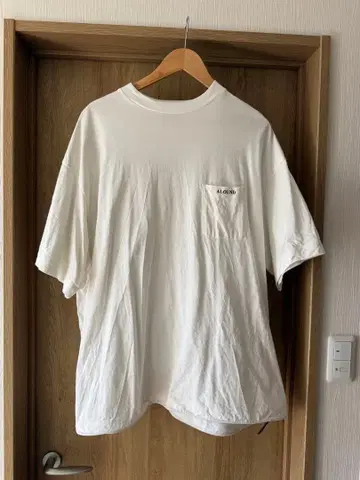ALOUND 화이트 오버 사이즈 T셔츠