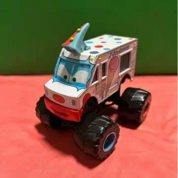 카즈 몬스터 트럭 아이스크림