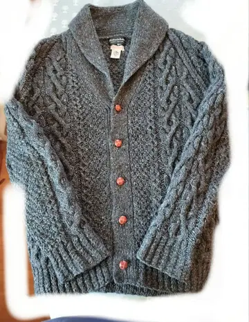 Gour, French & Stanbury 다크 그레이 케이블 니트