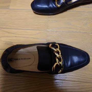 파비오 루스코니 네이비 펌프스 37