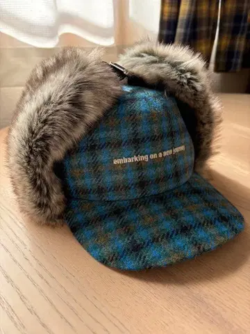 CA4LA 보아 달린 울 캡 미사용