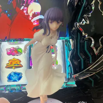 마토 사쿠라 HF 화이트 드레스의 보라색 머리 피규어