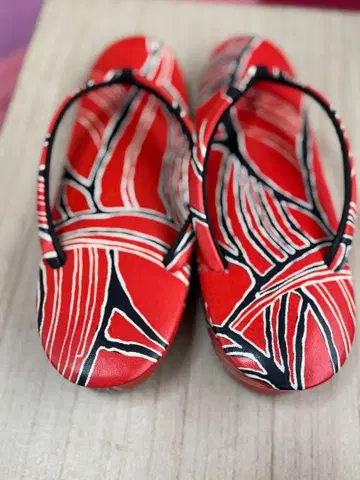 빨간색과 블랙 조리 23cm