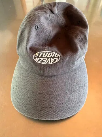 CAVEZAROSSO 서클 로고 캡