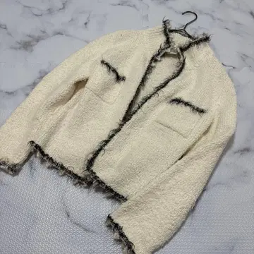 새상품급 Rene 루네 트위드 자켓 36 화이트