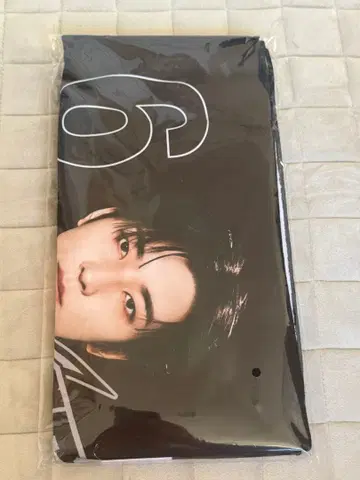 SEVENTEEN 원우 MINI PHOTO BLANKET