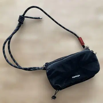 topologie 보틀 사코슈 스트랩 포함