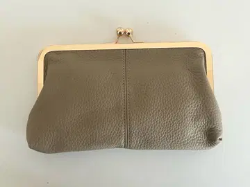 그레이 가죽 가마구치 지갑 도트 무늬