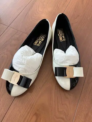 Ferragamo 플랫슈즈 발레 슈즈 4하프 21.5cm