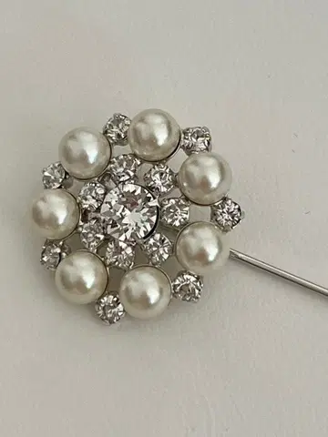 폭시 FOXEY 펄 큐빅 핑 브로치