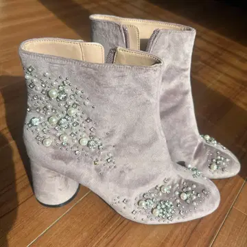 ZARA 핑크 연보라 펄 비쥬 부츠