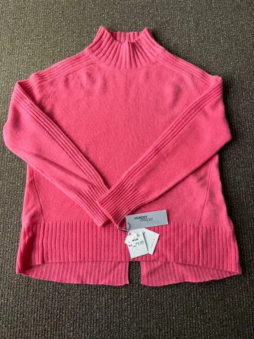 긴자 매기 니트 스웨터 긴팔 미사용 새상품 작년 구매품