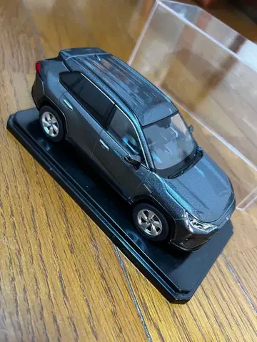 도요타 RAV4 1/43 스케일 그레이