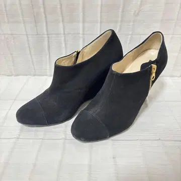 [새상품급] TALANTON Diana 스웨이드 웨지 힐 부티 24.5