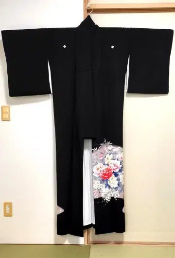 블랙 전모노 꽃무늬 프린트