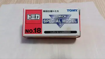 토미카 NO.18 닛산 로럴 2000GX