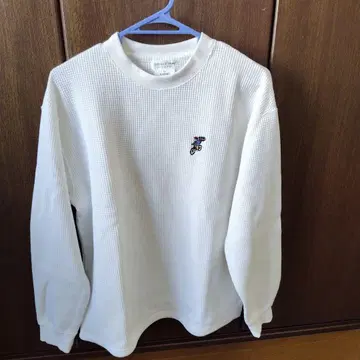 피자 클럽 그래픽 맨투맨 L 화이트