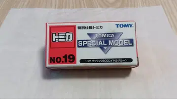 토미카 특별 사양 No.19 도요타 크라운 2800 로얄 살룬