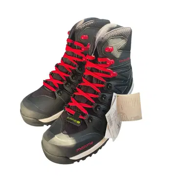 미사용 새상품 mazume 스파이크 슈즈 MZWD-691 M 사이즈