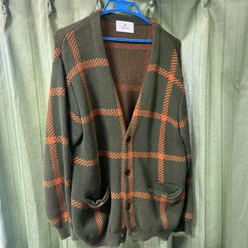 올리브 그린 오렌지 체크 가디건