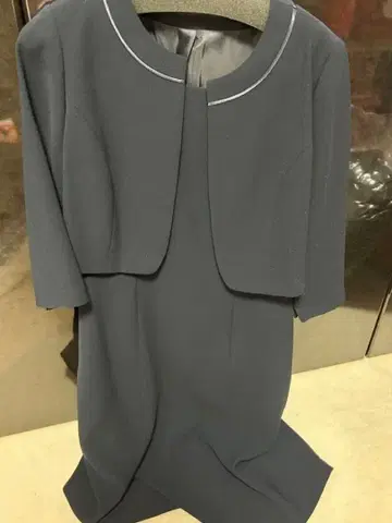 BLACK GALLERY 다크 그레이 자켓 포함 드레스 7호